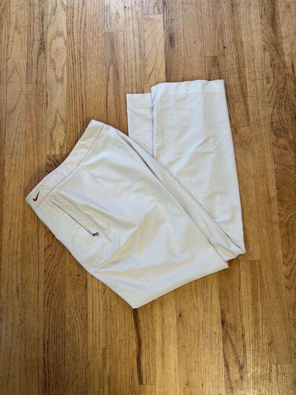 Women’s Nike Dri-Fit Dress Pants Trousers Zip Pockets Off White Crème, size 8
